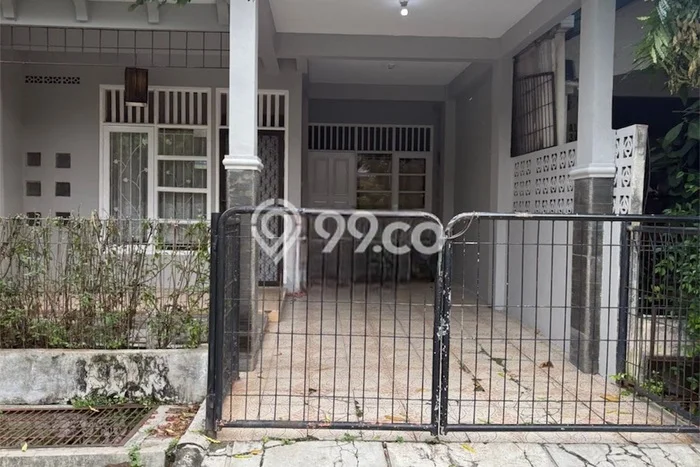 RARE UNIT! Rumah di Kemang Pratama, 2 KM, View Kota, Luas 90m² LB 88m² RARE UNIT! Rumah di Kemang Pratama, 2 KM, View Kota, Luas 90m² LB 88m²