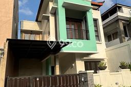 Rumah Luas Asri 3 KT Siap Pakai di Renon Denpasar Rumah Luas Asri 3 KT Siap Pakai di Renon Denpasar