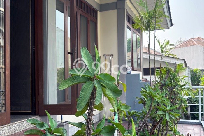 Hunian Mewah LB 600m2 Siap Huni Desain Elegan di Kedoya Baru, Jakarta Barat Hunian Mewah LB 600m2 Siap Huni Desain Elegan di Kedoya Baru, Jakarta Barat