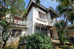 Rumah Eksklusif Dijual LT 303m2 di Cinere, Depok Rumah Eksklusif Dijual LT 303m2 di Cinere, Depok