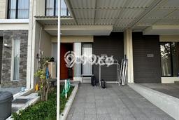 Dijual Rumah Eksklusif 2 KT di Citraland, Surabaya Dijual Rumah Eksklusif 2 KT di Citraland, Surabaya