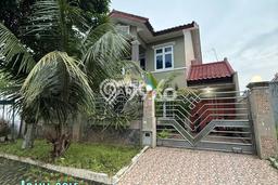 Rumah Mewah LB 320m2 Siap Pakai Desain Elegan di Araya, Malang Rumah Mewah LB 320m2 Siap Pakai Desain Elegan di Araya, Malang