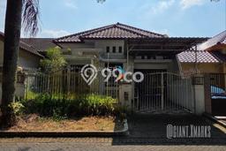 Rumah Luas Asri 3 KT Siap Pakai di Araya Malang Rumah Luas Asri 3 KT Siap Pakai di Araya Malang