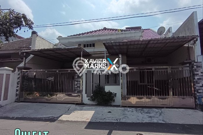 Rumah Kost untuk Dijual di Blimbing dengan 15 KT, 15 KM, Luas 400m2 Rumah Kost untuk Dijual di Blimbing dengan 15 KT, 15 KM, Luas 400m2