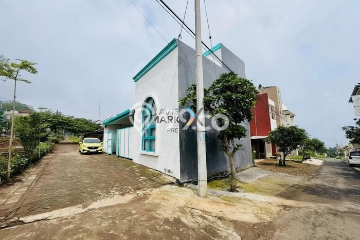 Vila Strategis Kawasan , Area 71m2m², Akses ke Malang, Malang Vila Strategis Kawasan , Area 71m2m², Akses ke Malang, Malang