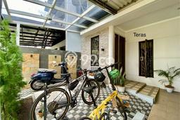 Rumah Minimalis 3 Kamar LT 98m2 di Graha Raya Rumah Minimalis 3 Kamar LT 98m2 di Graha Raya