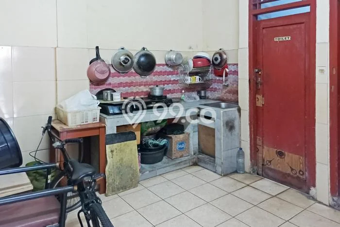 Sewa Kost Strategis di Tebet, Jakarta Selatan Full Furnished Sewa Kost Strategis di Tebet, Jakarta Selatan Full Furnished