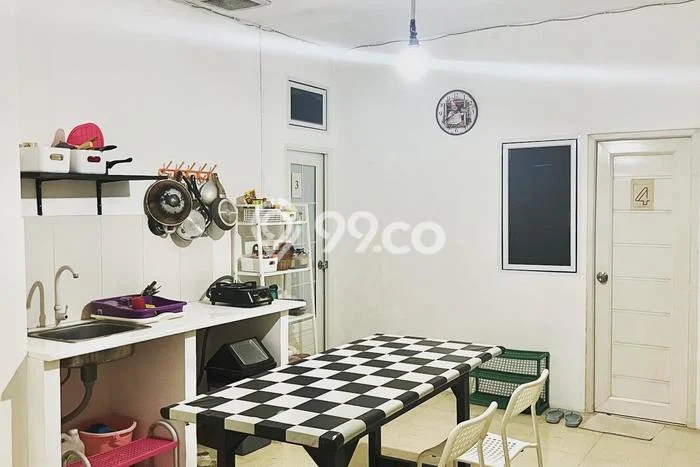 Rumah Kost Disewakan di Kebon Jeruk, Jakarta Barat Full Furnished Rumah Kost Disewakan di Kebon Jeruk, Jakarta Barat Full Furnished
