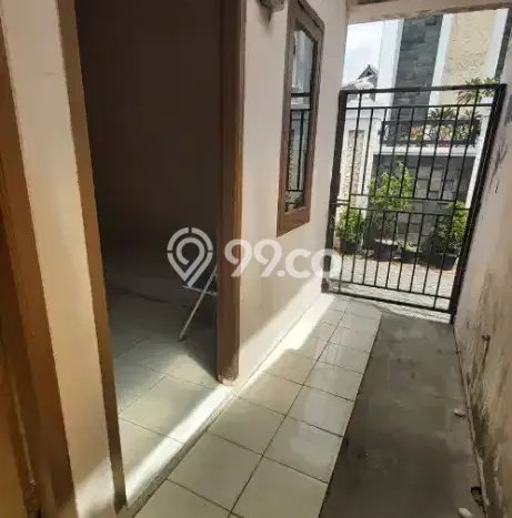 Sewa Kost Strategis di Ciledug, Tangerang Full Furnished Sewa Kost Strategis di Ciledug, Tangerang Full Furnished