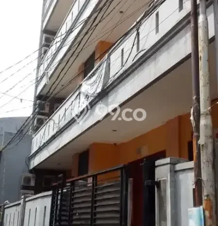 Disewakan Kost di Kawasan Favorit Palmerah Bisa Survei Dulu Disewakan Kost di Kawasan Favorit Palmerah Bisa Survei Dulu