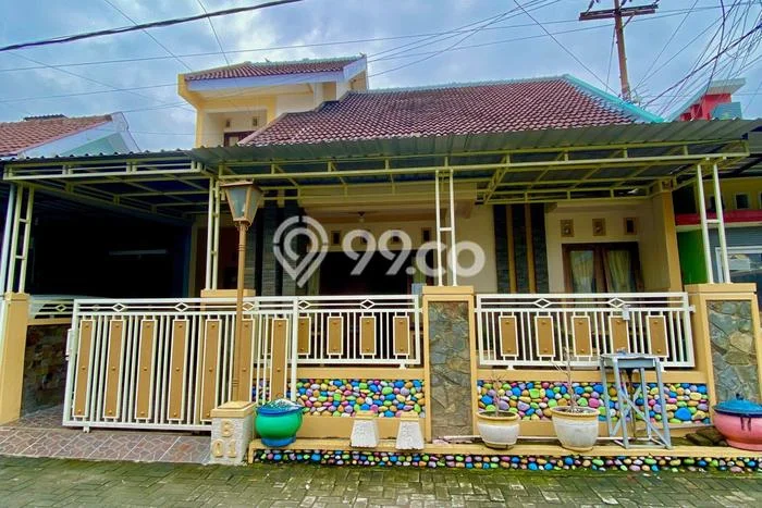 Kost Nyaman Strategis di Ponorogo Full Furnished Kost Nyaman Strategis di Ponorogo Full Furnished