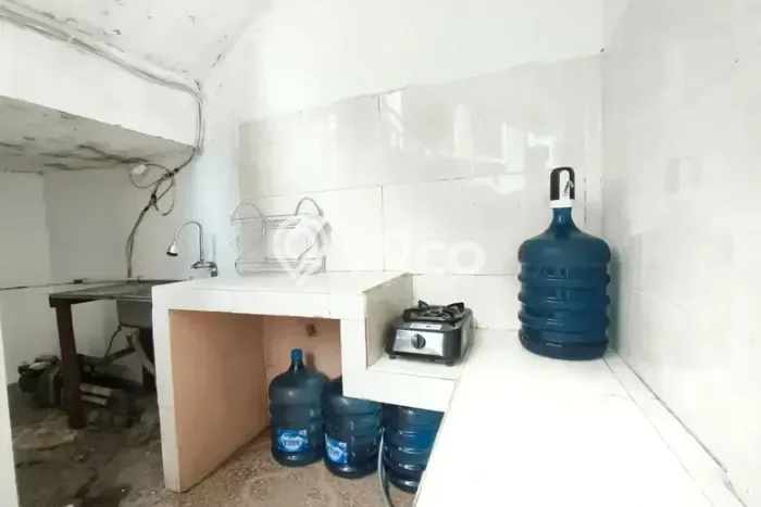 Kos-kosan Strategis Disewakan di Pesanggrahan, Jakarta Selatan Kondisi Baik Full Furnished Kos-kosan Strategis Disewakan di Pesanggrahan, Jakarta Selatan Kondisi Baik Full Furnished