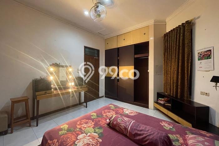 Kost Strategis Disewakan di Tebet, Jakarta Selatan Kondisi Baik Full Furnished Kost Strategis Disewakan di Tebet, Jakarta Selatan Kondisi Baik Full Furnished