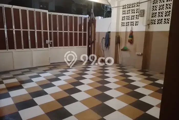 Kost Disewakan di Gubeng, Surabaya, Lokasi Strategis dan Nyaman Kost Disewakan di Gubeng, Surabaya, Lokasi Strategis dan Nyaman