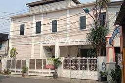 Kost Strategis Disewakan di Palmerah, Jakarta Barat Kondisi Baik Full Furnished Kost Strategis Disewakan di Palmerah, Jakarta Barat Kondisi Baik Full Furnished