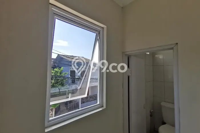 Kost Disewakan di Cilandak, Jakarta Selatan Full Furnished Kost Disewakan di Cilandak, Jakarta Selatan Full Furnished