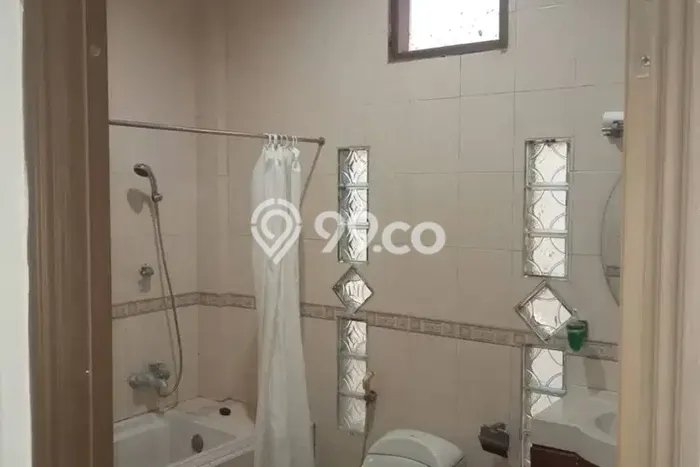 Kamar Kost untuk Disewa di Jatiwarna Nyaman dan Strategis Kamar Kost untuk Disewa di Jatiwarna Nyaman dan Strategis