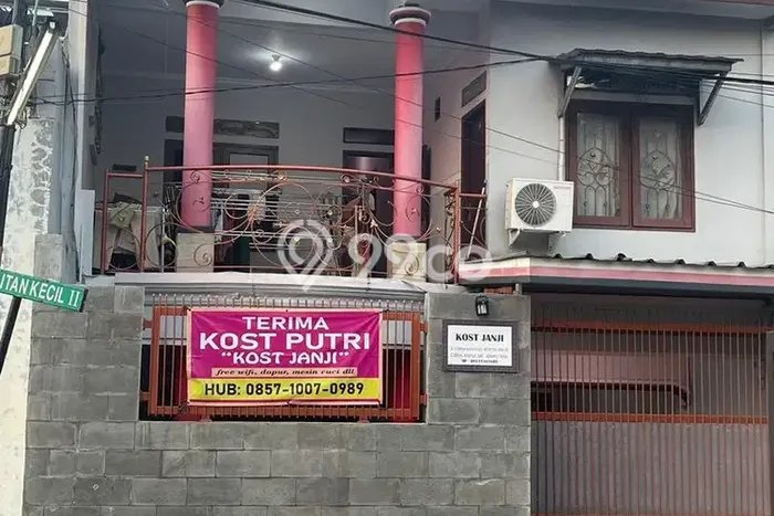 Kos-kosan Strategis Disewakan di Kramat Jati, Jakarta Timur Kondisi Baik Full Furnished Kos-kosan Strategis Disewakan di Kramat Jati, Jakarta Timur Kondisi Baik Full Furnished