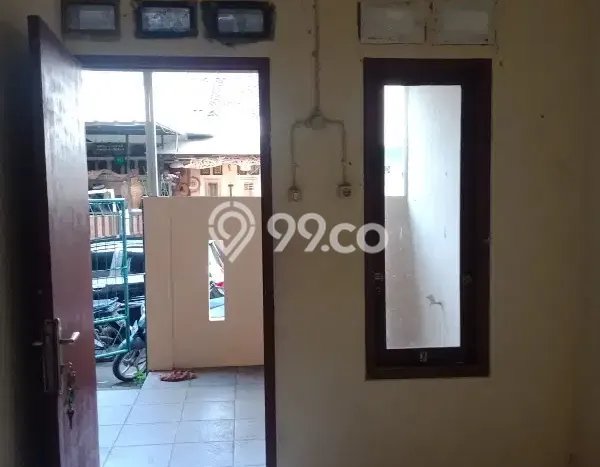 Kos-kosan Strategis Disewakan di Ciputat, Tangerang Selatan Kondisi Baik Full Furnished Kos-kosan Strategis Disewakan di Ciputat, Tangerang Selatan Kondisi Baik Full Furnished