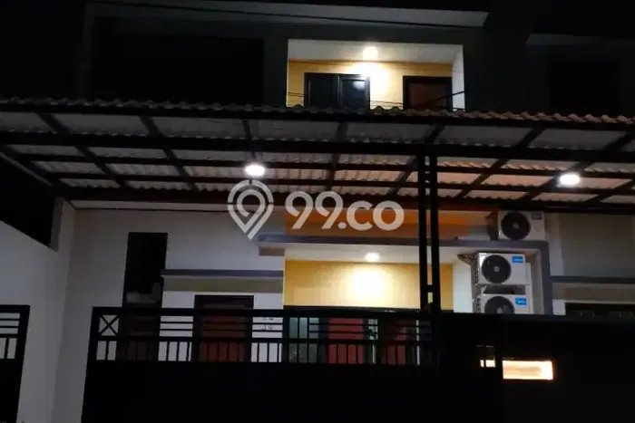 Disewakan Kost Lokasi Rungkut, Surabaya Area Strategis Disewakan Kost Lokasi Rungkut, Surabaya Area Strategis