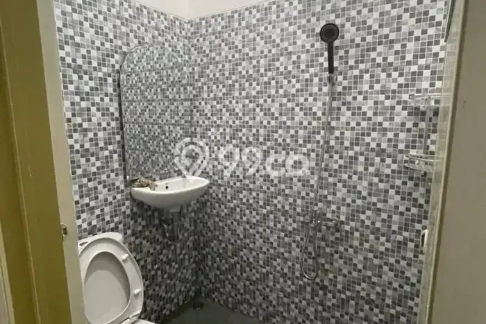 Kost Strategis Disewakan di Way Halim, Bandar Lampung Kondisi Baik Full Furnished Kost Strategis Disewakan di Way Halim, Bandar Lampung Kondisi Baik Full Furnished
