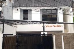 Sewa Kost Strategis di Cempaka Putih Kondisi Bagus Full Furnished Sewa Kost Strategis di Cempaka Putih Kondisi Bagus Full Furnished