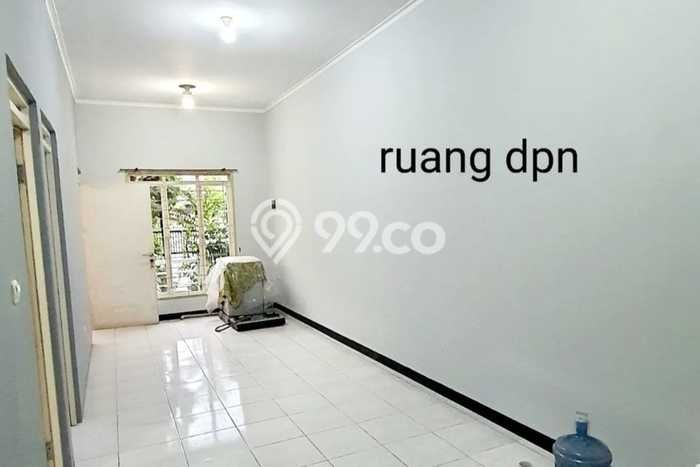 Jual Rumah Eksklusif 2 KT di Taman Holis Indah, Bandung Jual Rumah Eksklusif 2 KT di Taman Holis Indah, Bandung