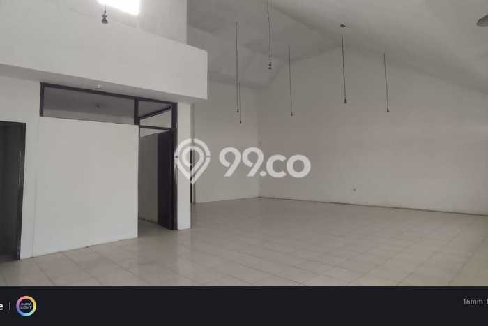 Ruko Strategis Kawasan Katapang, Luas 240m², Mainroad, Tingkat Keramaian Tinggi Ruko Strategis Kawasan Katapang, Luas 240m², Mainroad, Tingkat Keramaian Tinggi