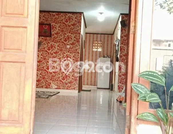 Siap Huni Rumah Mewah 4 Kamar di Ciracas Dekat ke Mana Pun Siap Huni Rumah Mewah 4 Kamar di Ciracas Dekat ke Mana Pun