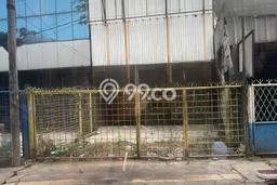 Ruko Disewa di Tangerang dengan LB 200m2 Area Komersial Ramai Ruko Disewa di Tangerang dengan LB 200m2 Area Komersial Ramai