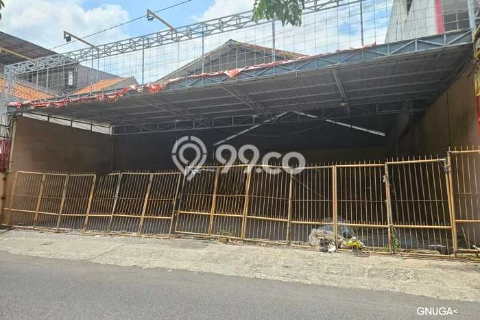 Gudang Kawasan Strategis di Rungkut, Luas 310m2m², Jalan Utama Gudang Kawasan Strategis di Rungkut, Luas 310m2m², Jalan Utama