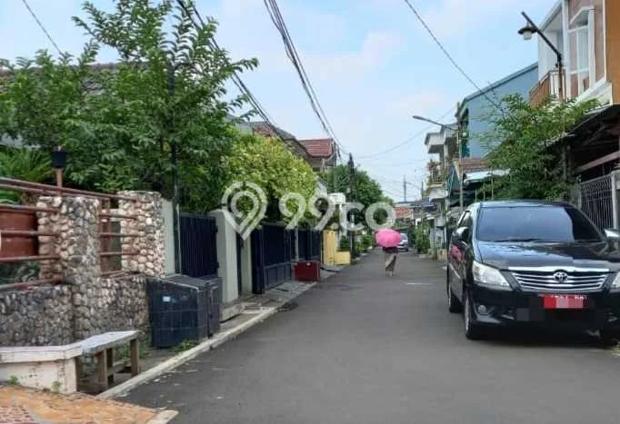 Jual Rumah Strategis Bagus Punya 3 KT di Pamulang Tangerang Selatan SHM Jual Rumah Strategis Bagus Punya 3 KT di Pamulang Tangerang Selatan SHM