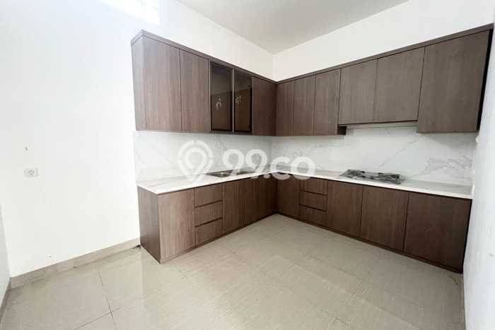 Rumah Nyaman 3 KT LB 120m2 Kondisi Bagus di Muara Karang Rumah Nyaman 3 KT LB 120m2 Kondisi Bagus di Muara Karang