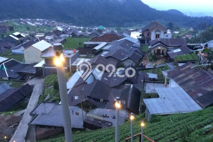 Bisnis Menjanjikan! Vila di Tawangmangu, Area 439m2m², Dekat Mudah Fasilitas Umum Bisnis Menjanjikan! Vila di Tawangmangu, Area 439m2m², Dekat Mudah Fasilitas Umum