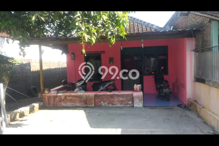 Rumah Modern Cantik 2 KT Siap Huni di Gondangrejo Rumah Modern Cantik 2 KT Siap Huni di Gondangrejo