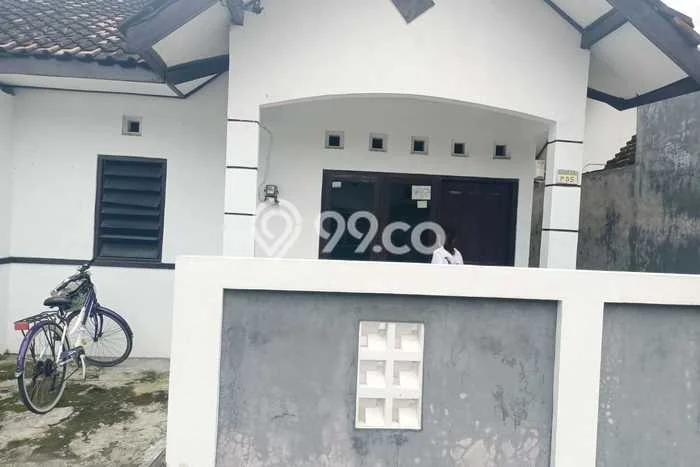 Rumah Minimalis Dijual di Colomadu 2 Kamar dengan LT 84m2 Rumah Minimalis Dijual di Colomadu 2 Kamar dengan LT 84m2