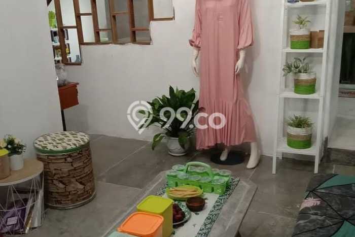 SEGERA MILIKI! Rumah di Colomadu, Karanganyar, LT 70m2m² LB 100m2m² SEGERA MILIKI! Rumah di Colomadu, Karanganyar, LT 70m2m² LB 100m2m²