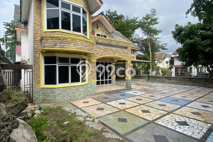 Disewakan Rumah Harga Terjangkau di Batam Centre Batam Punya 6 Kamar Tidur Disewakan Rumah Harga Terjangkau di Batam Centre Batam Punya 6 Kamar Tidur