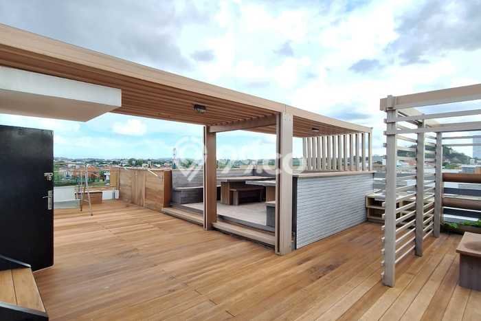 Ready to Use! Premium House LT 310m2 Desain Modern di Batam Centre Ready to Use! Premium House LT 310m2 Desain Modern di Batam Centre