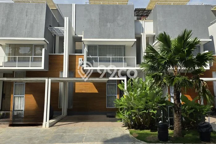 Lokasi strategis! Rumah siap huni disewakan di Batam Kota LB 135m2 Lokasi strategis! Rumah siap huni disewakan di Batam Kota LB 135m2