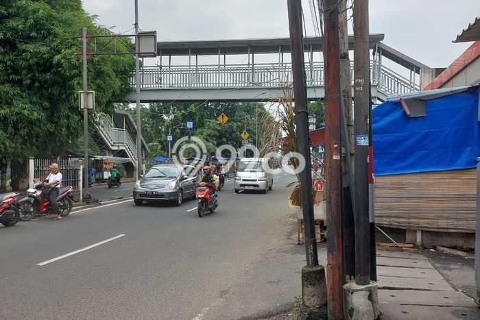 Untuk Dijual Komersial di Ciracas, Jakarta Timur Harga Penawaran Spesial Untuk Dijual Komersial di Ciracas, Jakarta Timur Harga Penawaran Spesial