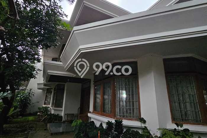 Rumah Mewah LB 400m2 Siap Huni Desain Elegan di Dago, Bandung Rumah Mewah LB 400m2 Siap Huni Desain Elegan di Dago, Bandung