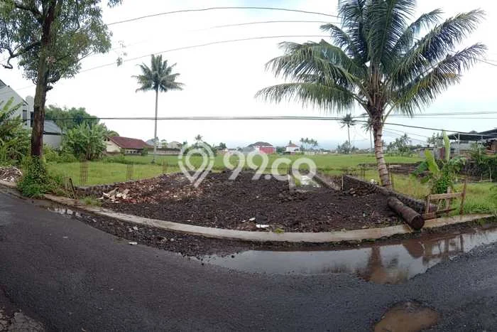 AREA PROSPEKTIF! Tanah Kawasan Tarogong Kidul, Luas 305m2m², Dekat Fasilitas Umum AREA PROSPEKTIF! Tanah Kawasan Tarogong Kidul, Luas 305m2m², Dekat Fasilitas Umum