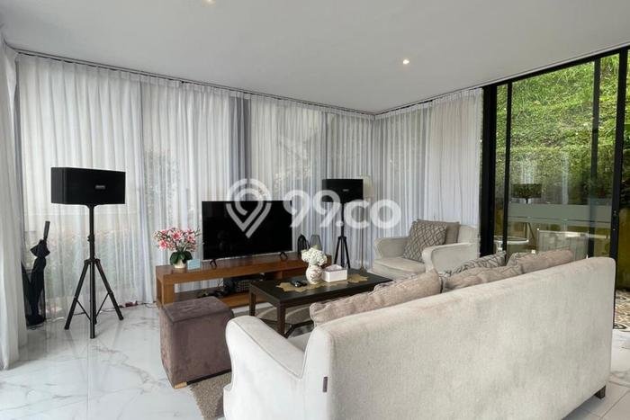 Vila Kawasan , Luas 290m2m², Lokasi Strategis Vila Kawasan , Luas 290m2m², Lokasi Strategis