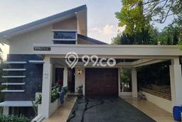 Rumah Mewah LB 400m2 Siap Pakai Desain Elegan di Resor Dago Pakar, Bandung Rumah Mewah LB 400m2 Siap Pakai Desain Elegan di Resor Dago Pakar, Bandung