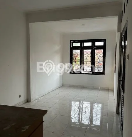 Ruko disewakan lokasi strategis Cimanggis Depok 200m2 Ruko disewakan lokasi strategis Cimanggis Depok 200m2