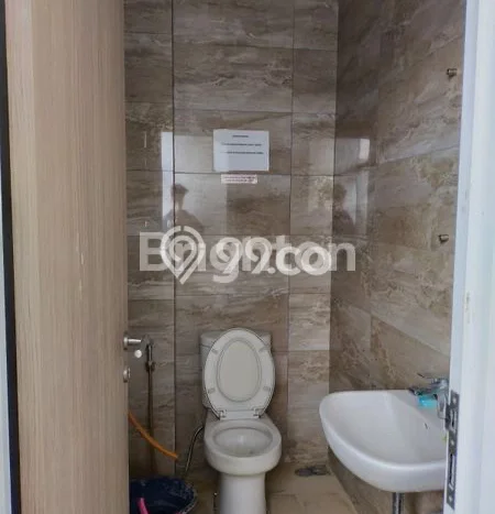 Disewakan Ruko di Kawasan Ramai Margonda Luas 262m2 Disewakan Ruko di Kawasan Ramai Margonda Luas 262m2