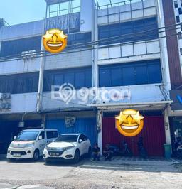 Disewakan Ruko di Kawasan Ramai Margonda Luas 262m2 Disewakan Ruko di Kawasan Ramai Margonda Luas 262m2