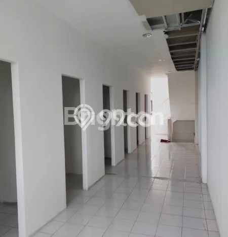 Disewakan Ruko di Kawasan Ramai Margonda Luas 262m2 Disewakan Ruko di Kawasan Ramai Margonda Luas 262m2