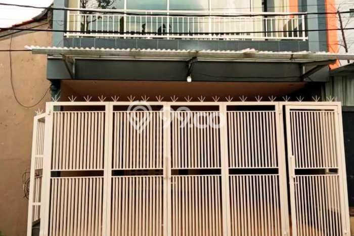 Rumah Luas Asri 4 KT Siap Pakai di Kunciran Tangerang Rumah Luas Asri 4 KT Siap Pakai di Kunciran Tangerang
